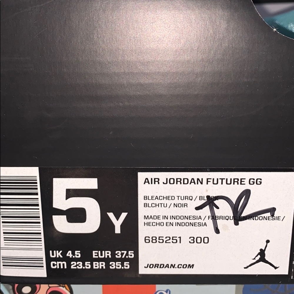 Jordan Future - Picture 3 of 6